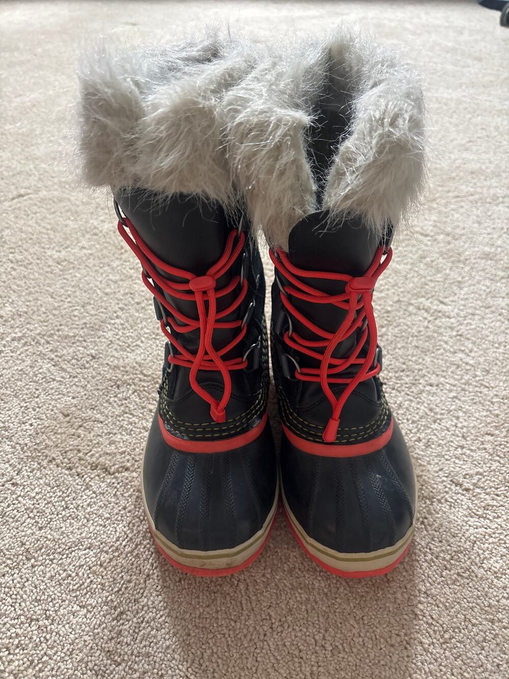 Sorel Women's Winter Snow Boots Black Red Faux Fur Waterproof Lace-Up Size 5